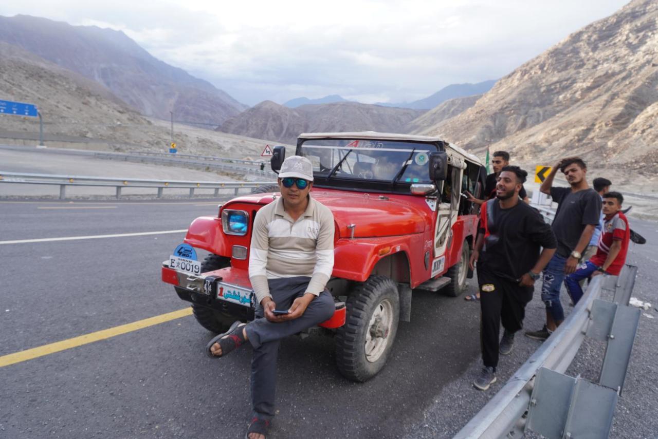 Hotel Mountain Lodge Skardu Ngoại thất bức ảnh