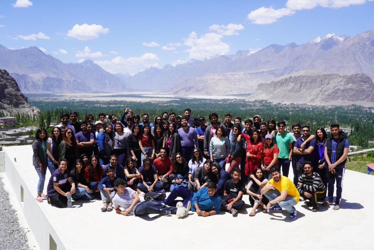 Hotel Mountain Lodge Skardu Ngoại thất bức ảnh