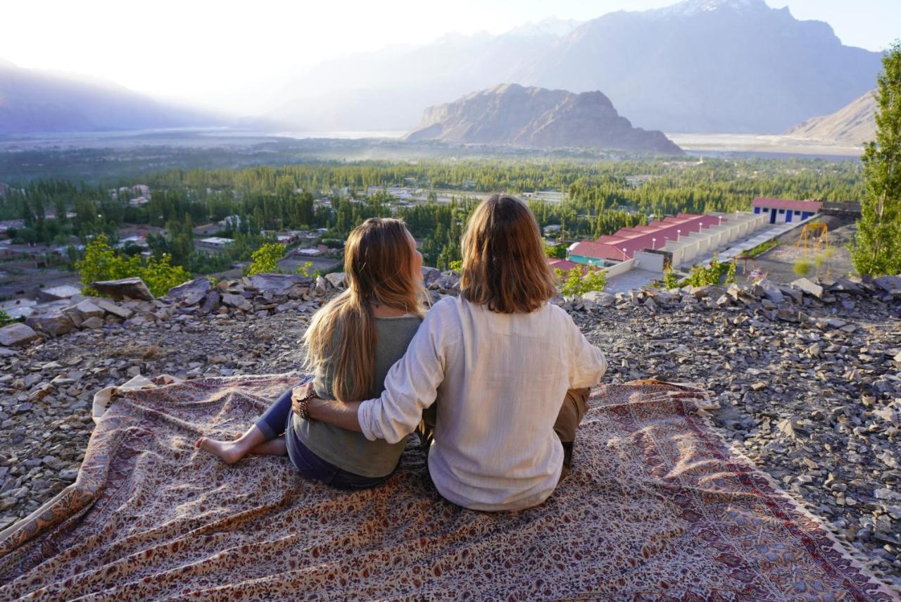 Hotel Mountain Lodge Skardu Ngoại thất bức ảnh