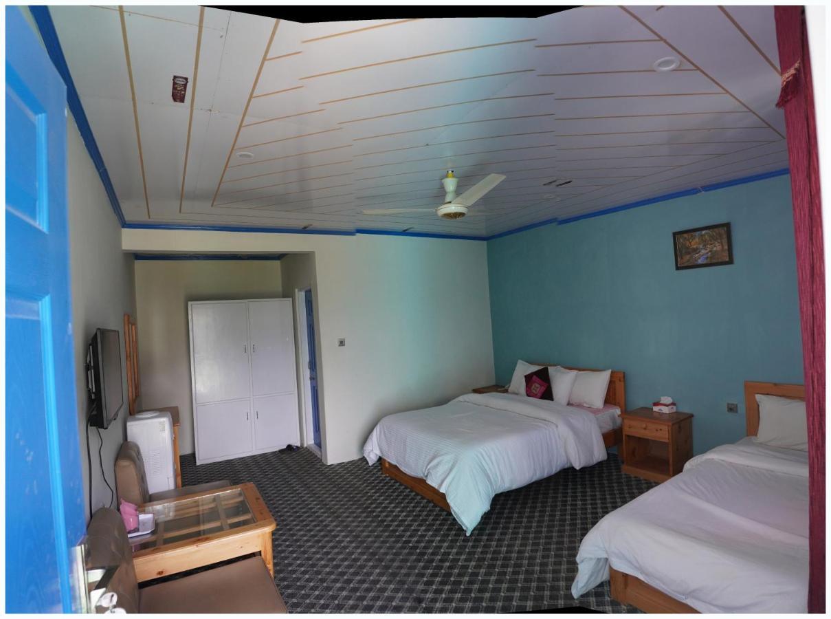 Hotel Mountain Lodge Skardu Ngoại thất bức ảnh
