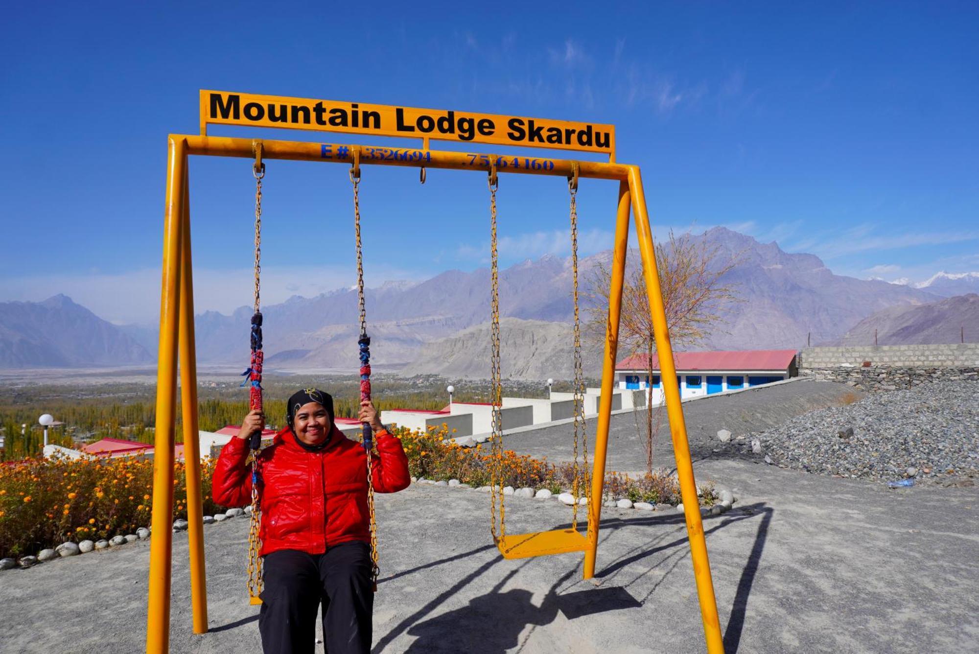 Hotel Mountain Lodge Skardu Ngoại thất bức ảnh